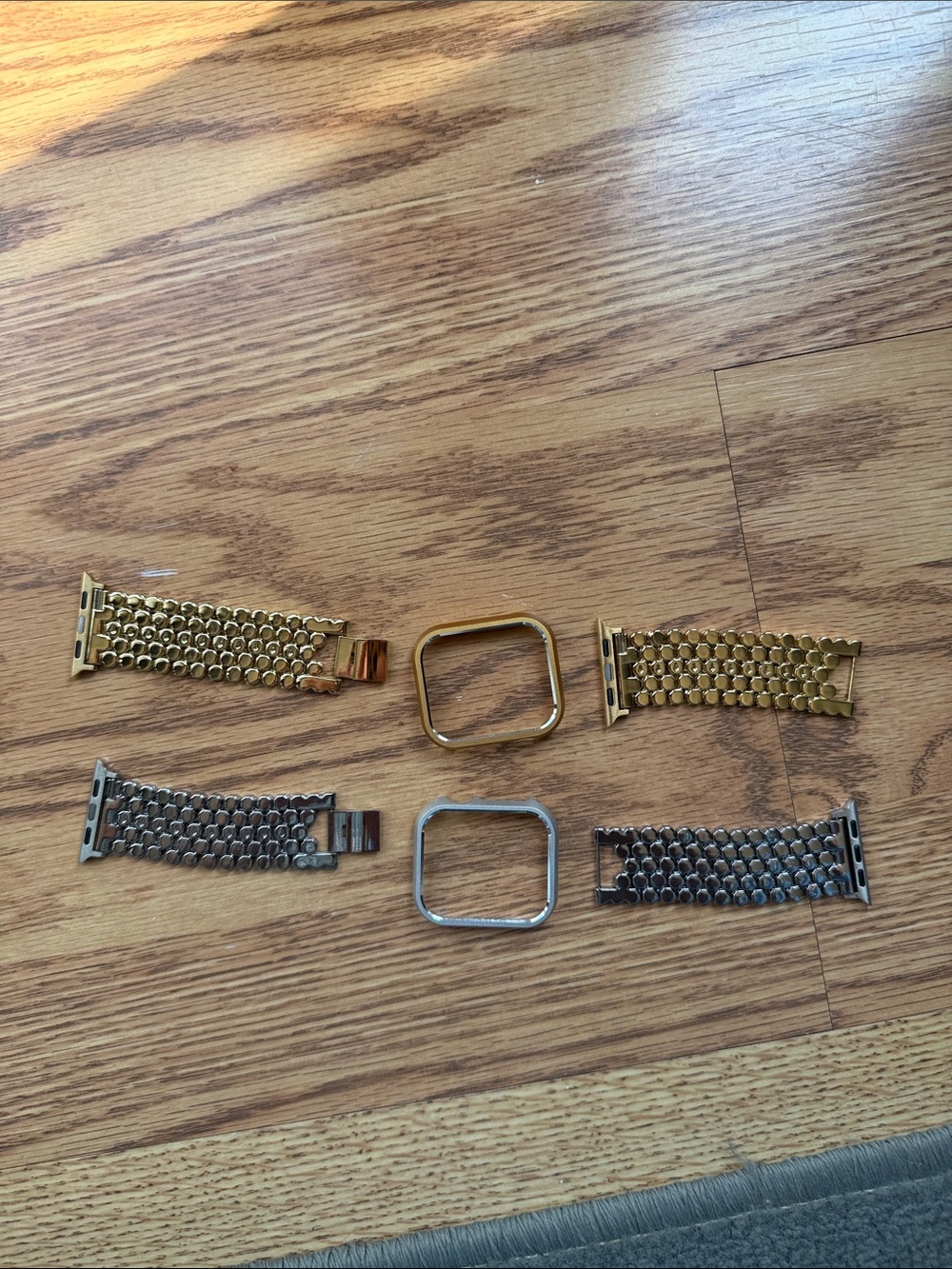 My Pretty Strap Apple Watch bands, silver and gold
